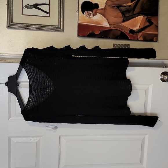 Super Cute Body Central sweater - Picture 4 of 4